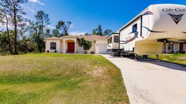 1675 Lakeport St, North Port, FL