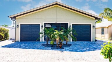 664 99th Ave N, Naples, FL