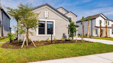 9261 Tequila Sunrise Dr, Sarasota, FL